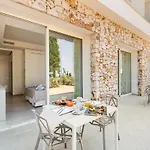 Perla Saracena & Restaurant Salve