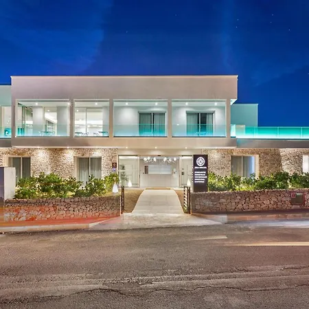 Perla Saracena & Restaurant Hotel