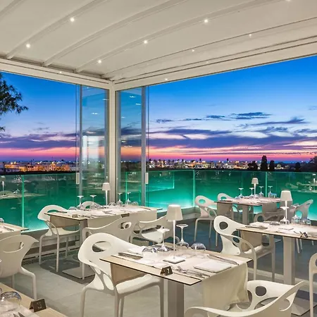 Perla Saracena & Restaurant Hotel