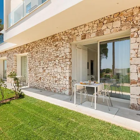 Perla Saracena & Restaurant Hotel *