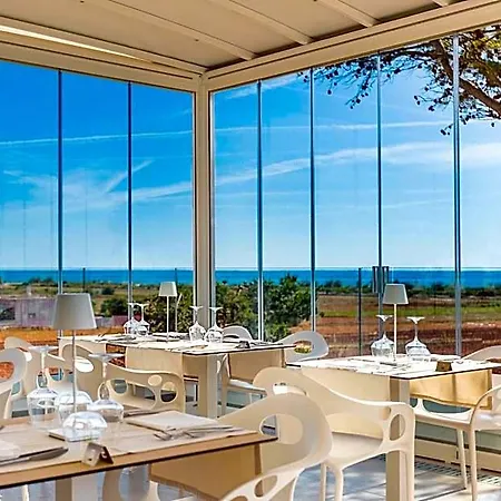 Perla Saracena & Restaurant 3* סאלבה